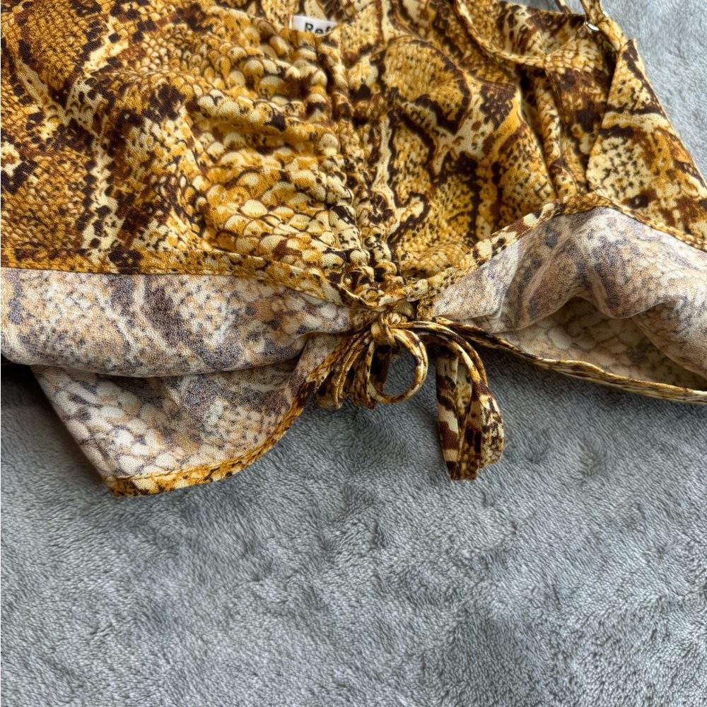 NWOT Reformation Ali Boa Crop Top Snake Print Size 2 - Picture 5 of 13